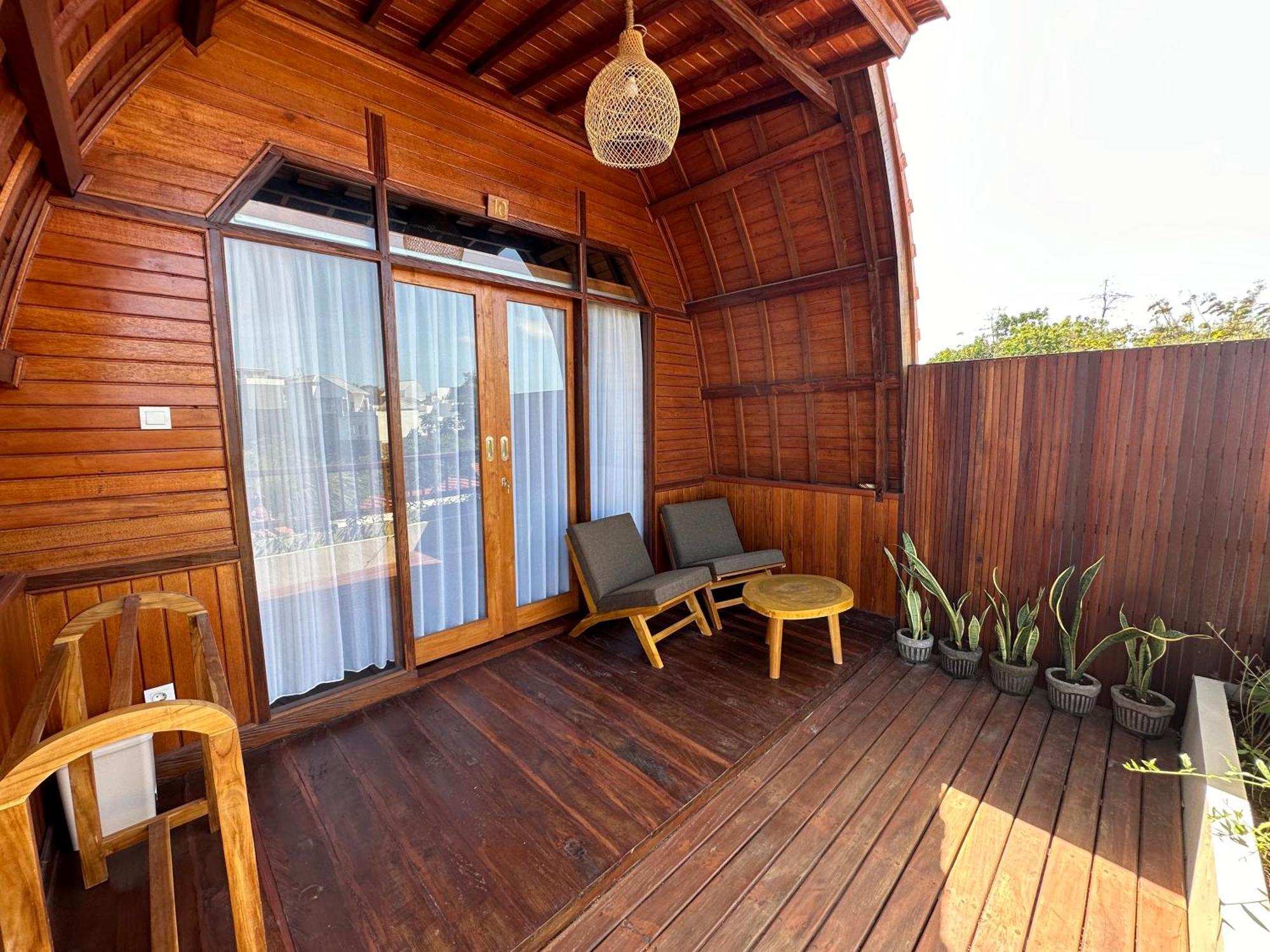 Puri Melati Hotell Uluwatu Exteriör bild