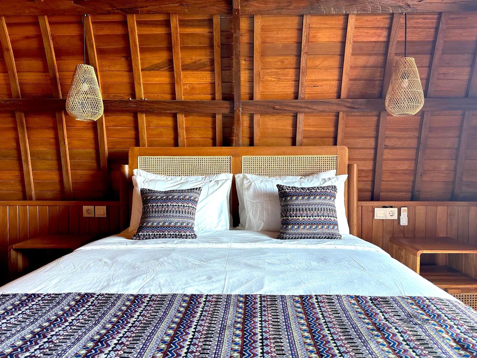 Puri Melati Hotell Uluwatu Exteriör bild