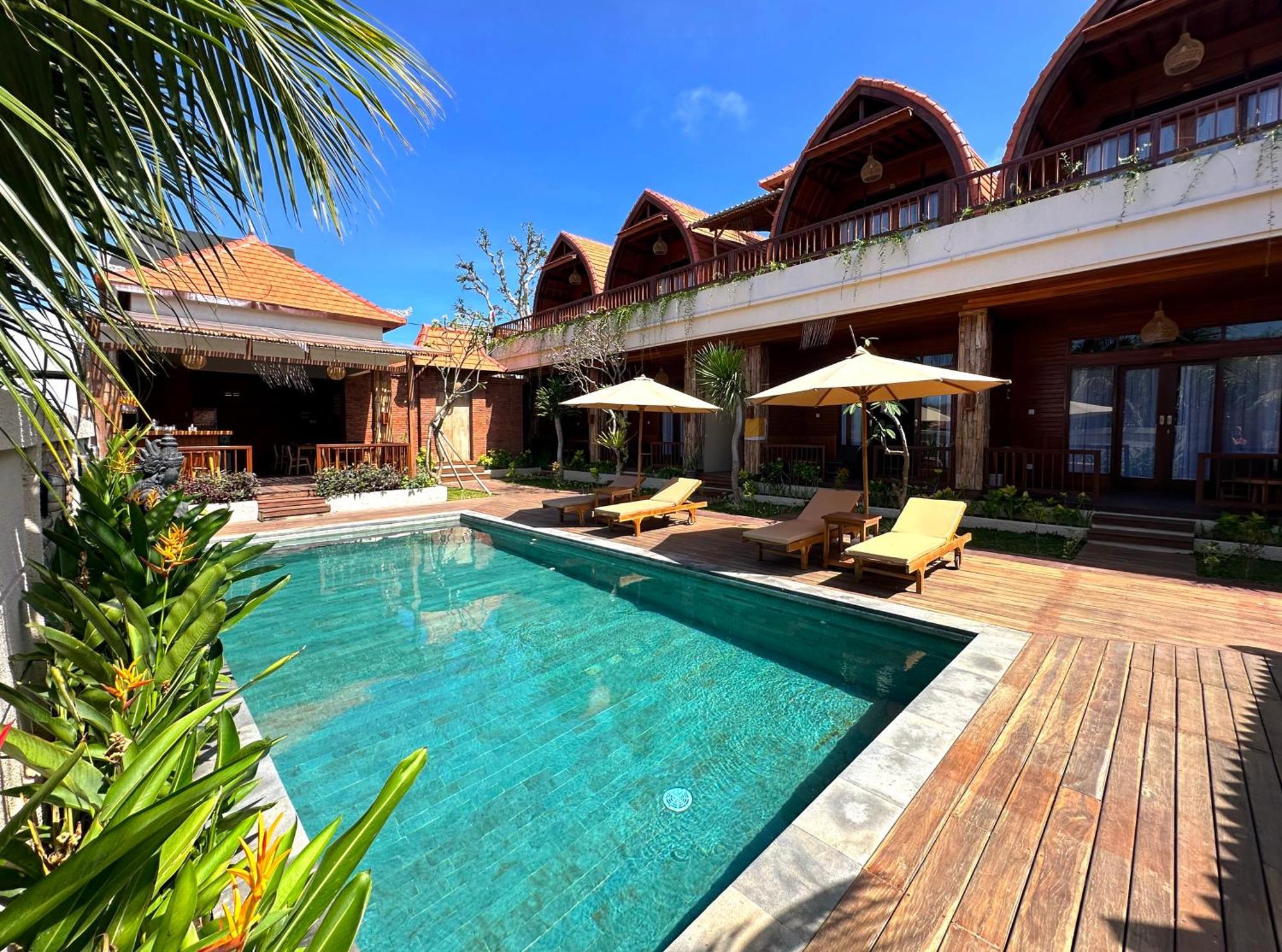 Puri Melati Hotell Uluwatu Exteriör bild
